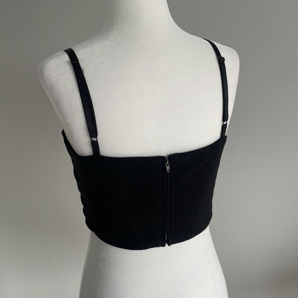 Aritzia Babaton Crop Tank - Picture 3 of 7